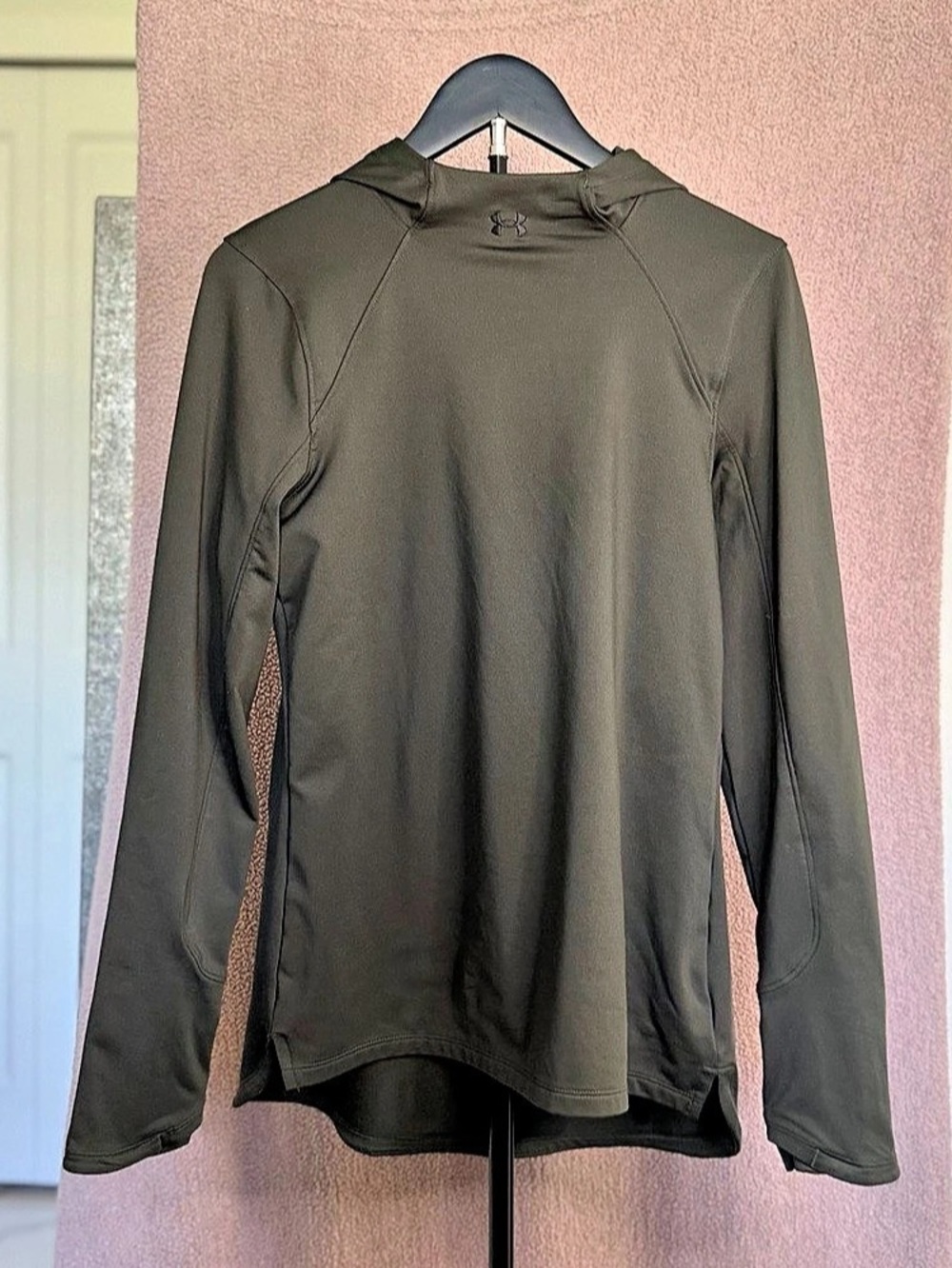 Under Armour ColdGear Women’s M Fitted Hooded Long Sleeve Olive Green Top